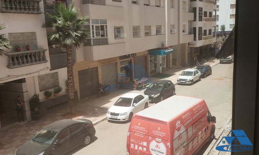 مكتب للإيجار في الطابق الأول - view 2