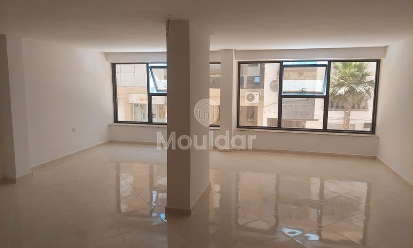 Office for rent on the first floor - view 5