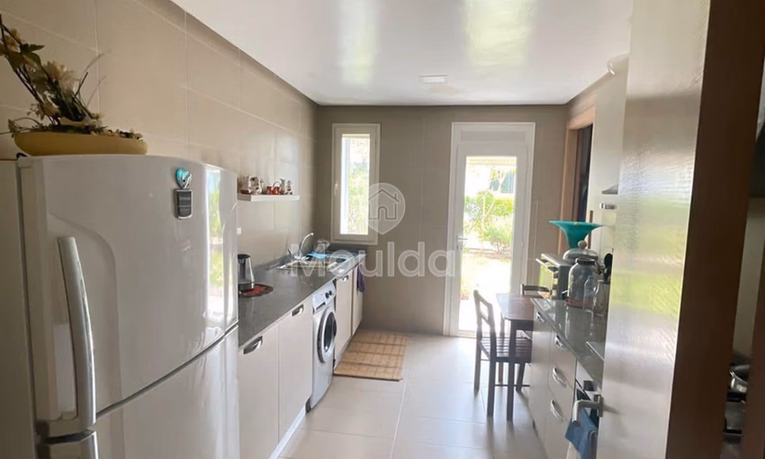 Appartement à louer à Bouskoura - 3 chambres, 165 m²