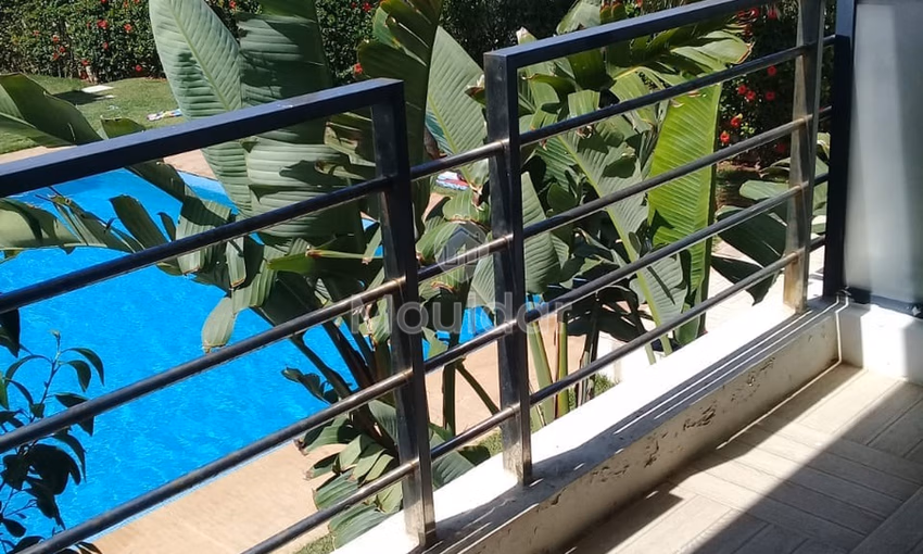 Apartamento en venta con piscina