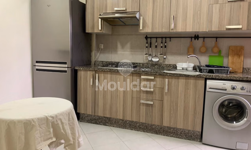 شقة للإيجار مع مسبح في الطابق الأرضي