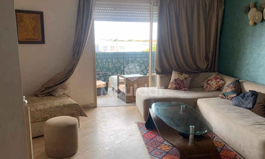 شقة للإيجار مع مسبح في الطابق الأرضي