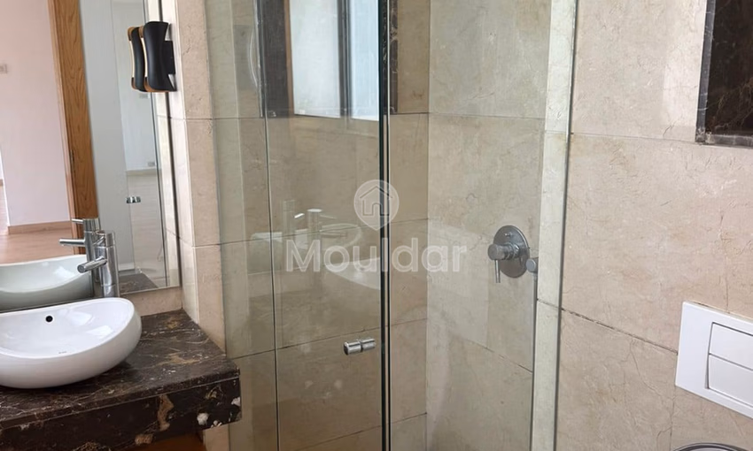 Villa for rent in Bouskoura, 5 bedrooms, Green Town sector, 848 m².