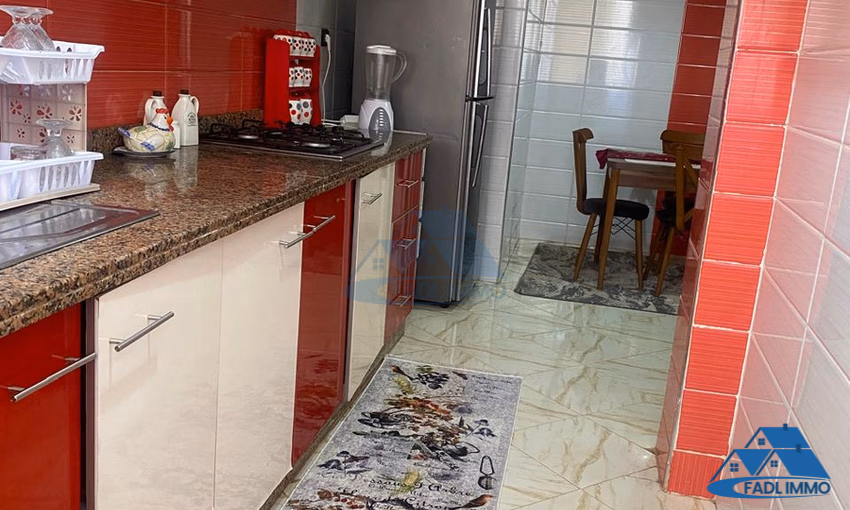 Appartement à louer avec balcon au deuxième étage