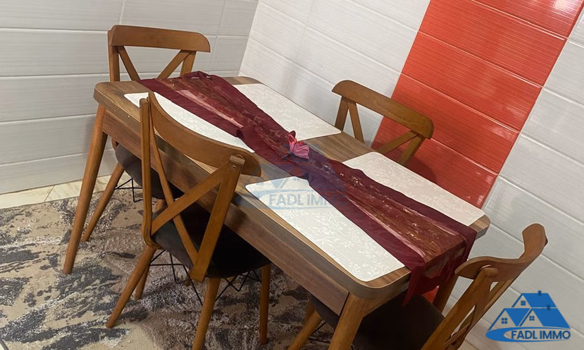 Appartement à louer avec balcon au deuxième étage