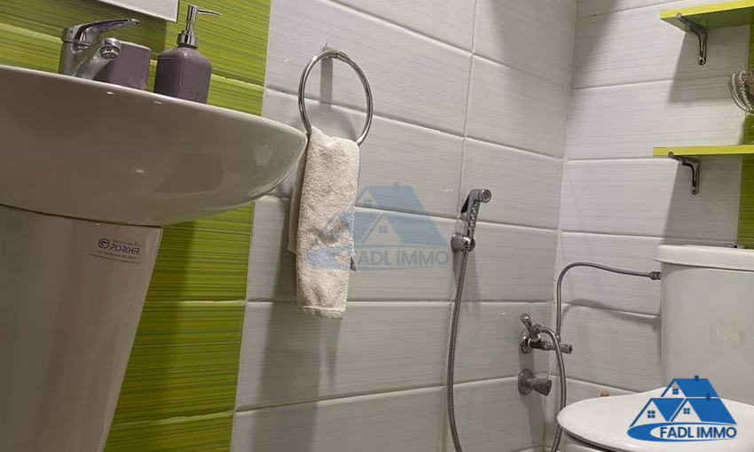 Appartement à louer avec balcon au deuxième étage