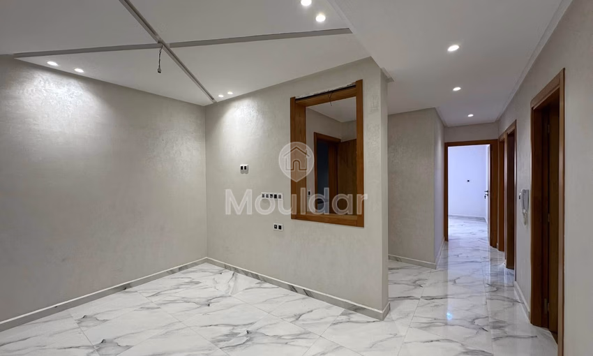 Apartamento nuevo en venta con balcón