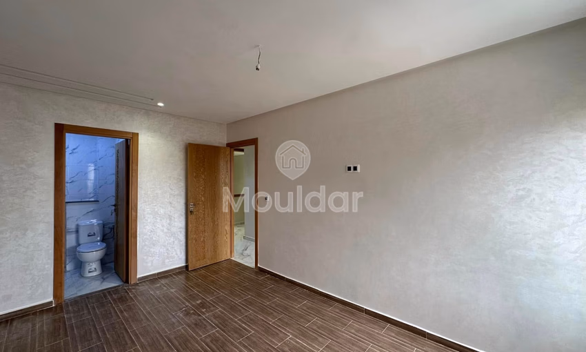 Apartamento nuevo en venta con balcón