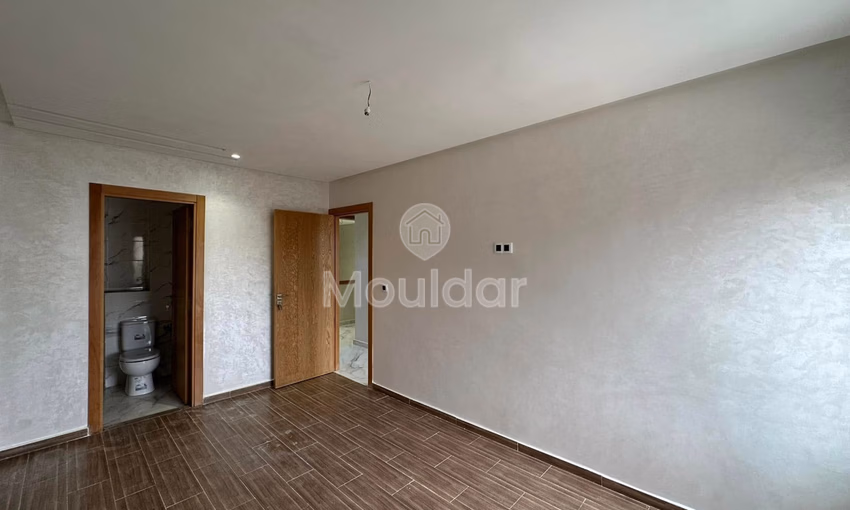 Apartamento nuevo en venta con balcón