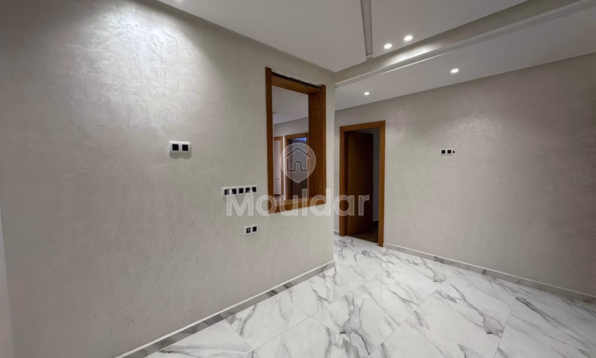 Apartamento nuevo en venta con balcón