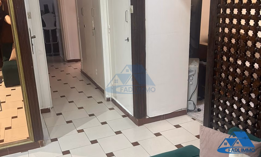 شقة للبيع مع حديقة في الطابق الأول شقة للبيع مع حديقة في الطابق الأول