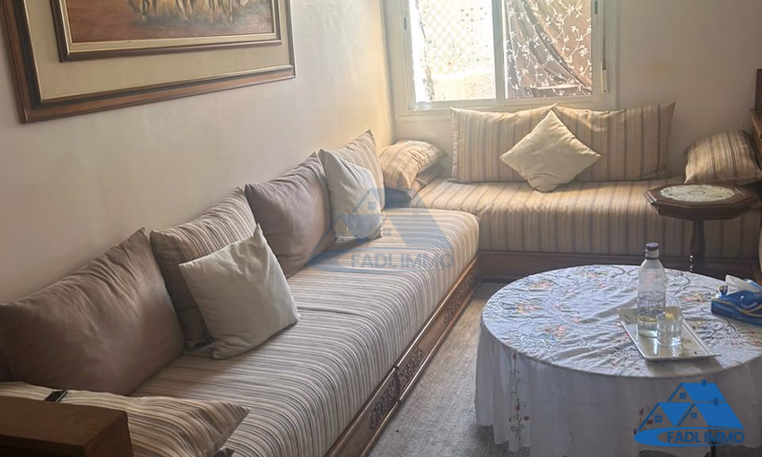 شقة للبيع مع حديقة في الطابق الأول شقة للبيع مع حديقة في الطابق الأول