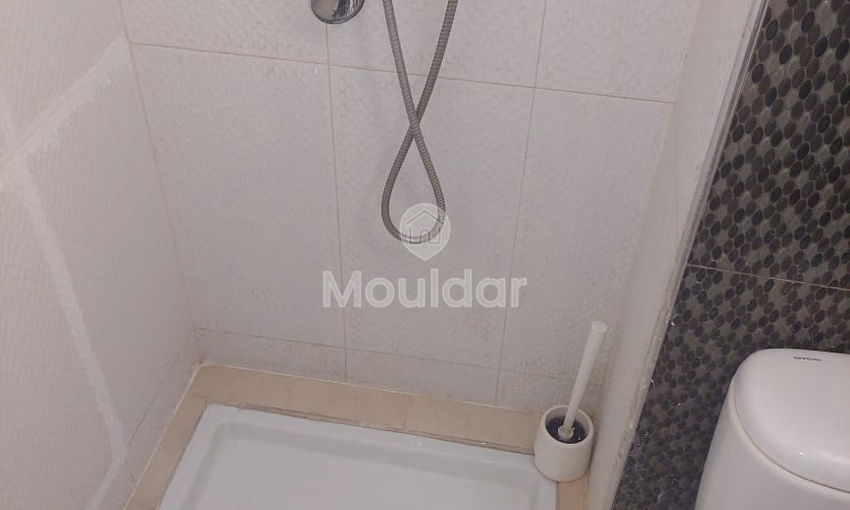 شقة للبيع في الطابق الثامن شقة للبيع في الطابق الثامن