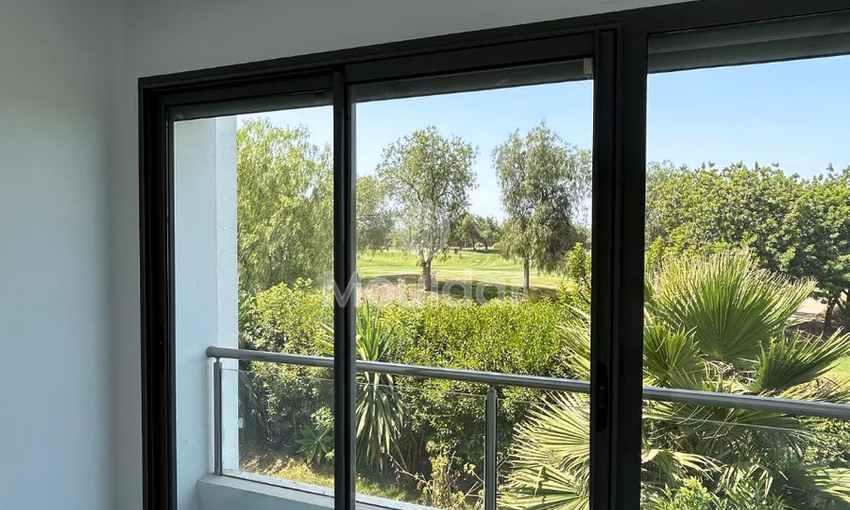 Appartement à louer avec parking au premier étage