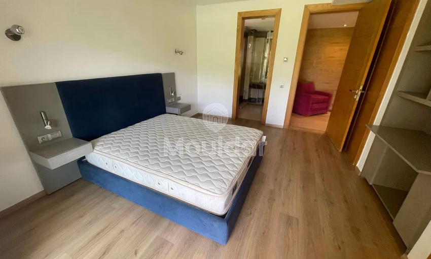 Villa à Louer à Bouskoura - 4 Chambres, 1600 m²