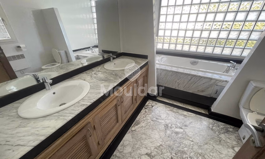 Villa en alquiler - Oasis, Casablanca, 3 habitaciones, 380m²