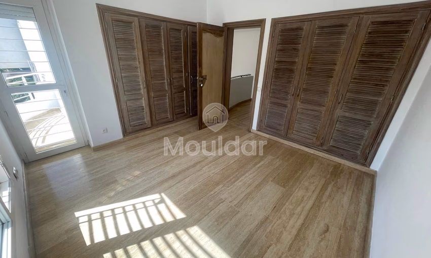 Villa en alquiler - Oasis, Casablanca, 3 habitaciones, 380m²