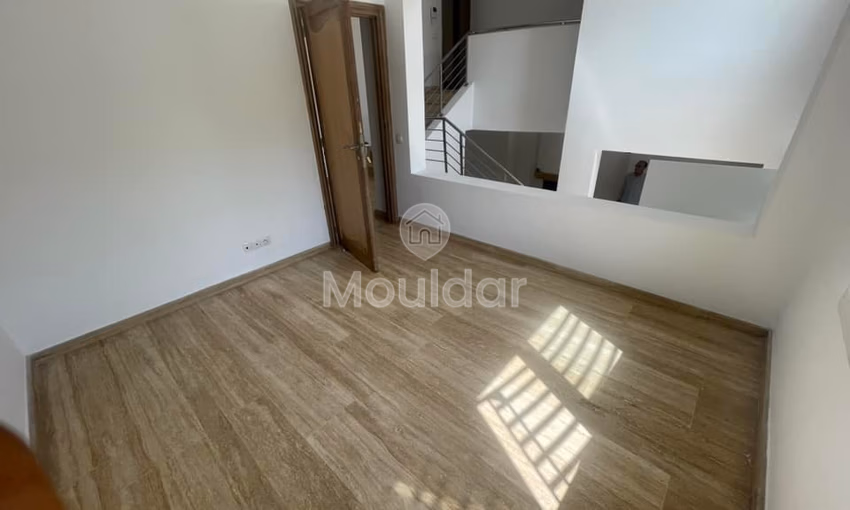 Villa en alquiler - Oasis, Casablanca, 3 habitaciones, 380m²