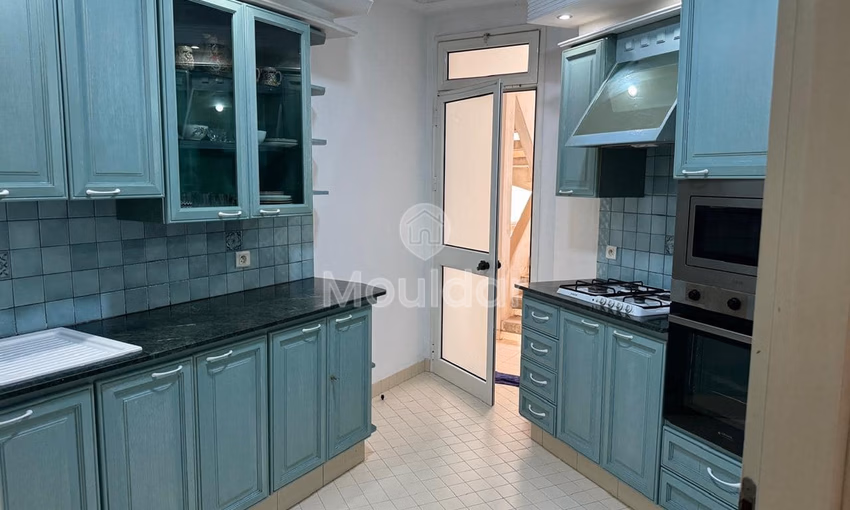 Estudio en alquiler en Casablanca, barrio Racine - 60 m²