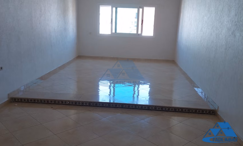 Apartment for rent with balcony