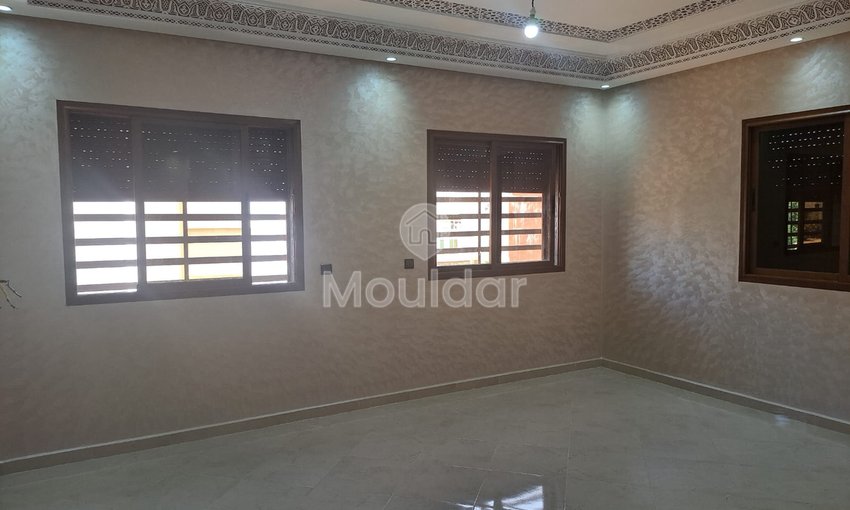House for sale with parking and two floors - view 3