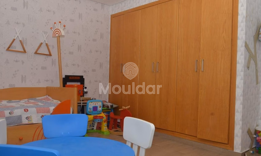 فيلا للشراء مع مسبح