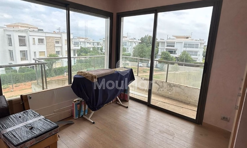 Apartment for rent with terrace