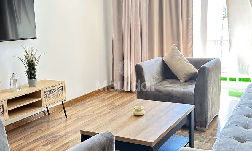 شقة للإيجار في الطابق الرابع