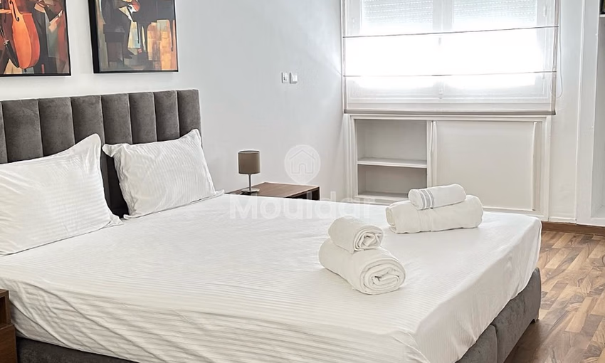 شقة للإيجار في الطابق الرابع