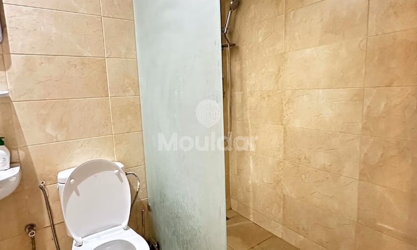 شقة للإيجار في الطابق الرابع