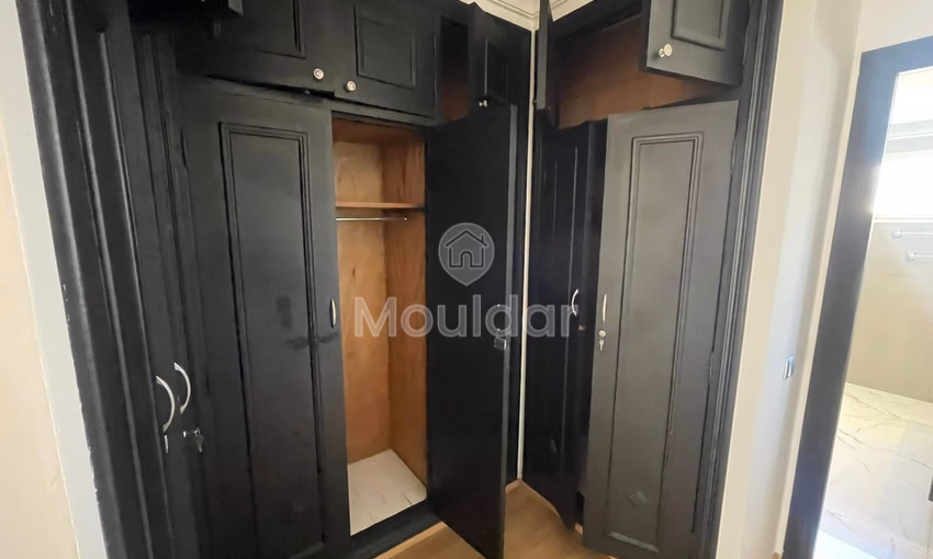 Apartment for rent, 5 bedrooms, Golden Triangle, Casablanca, 269m².