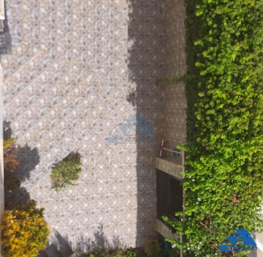 فيلا للبيع مع تراس و طابقين