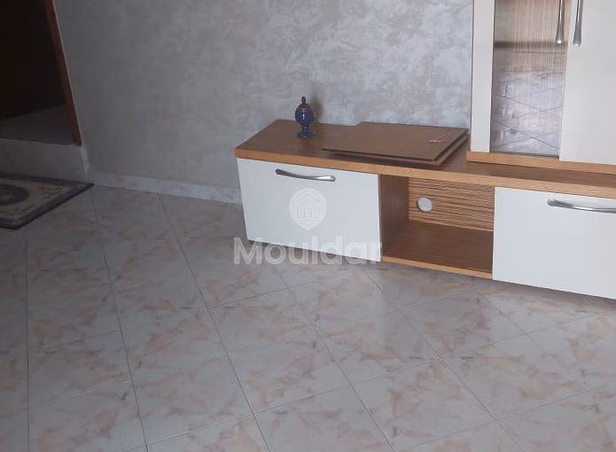 Villa à vendre avec terrasse et deux étages Villa à vendre avec terrasse et deux étages