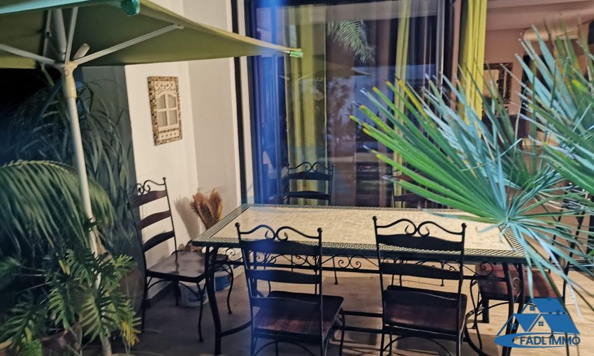 Villa for sale with swimming pool and two floors - view 5
