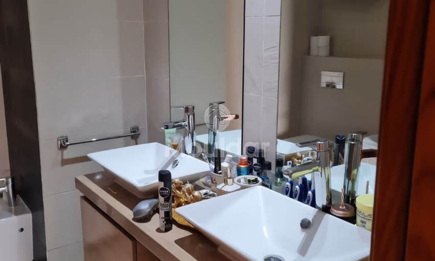 شقة للإيجار مع تراس في الطابق الأرضي