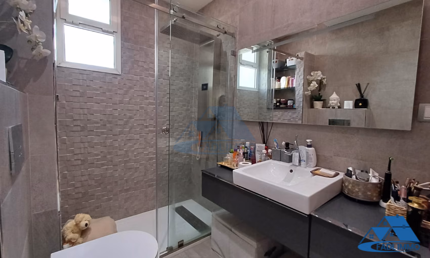 Apartment for sale with terrace