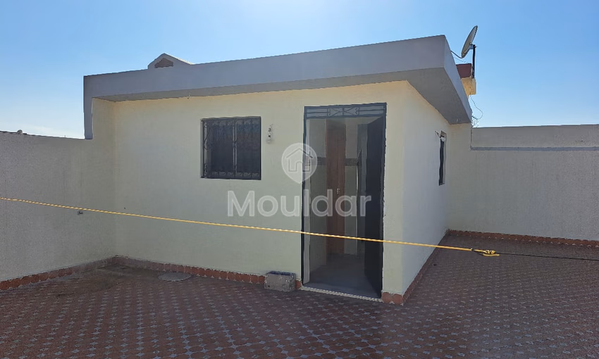 شقة جديدة للبيع مع شرفة شقة جديدة للبيع مع شرفة