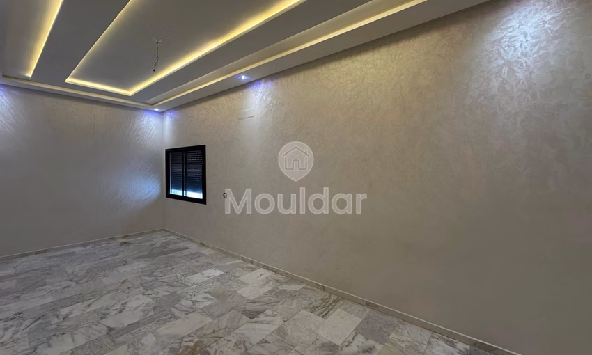 شقة للشراء مع تراس في الطابق الأرضي