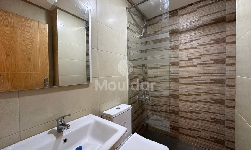 شقة للشراء مع تراس في الطابق الأرضي