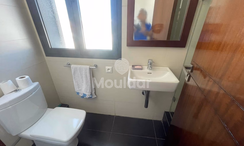 Villa à Louer à Aïn Diab, Casablanca - 7 Chambres