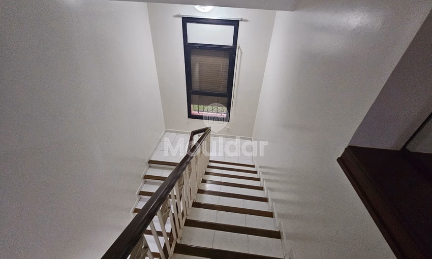 Apartment for rent with terrace Apartment for rent with terrace