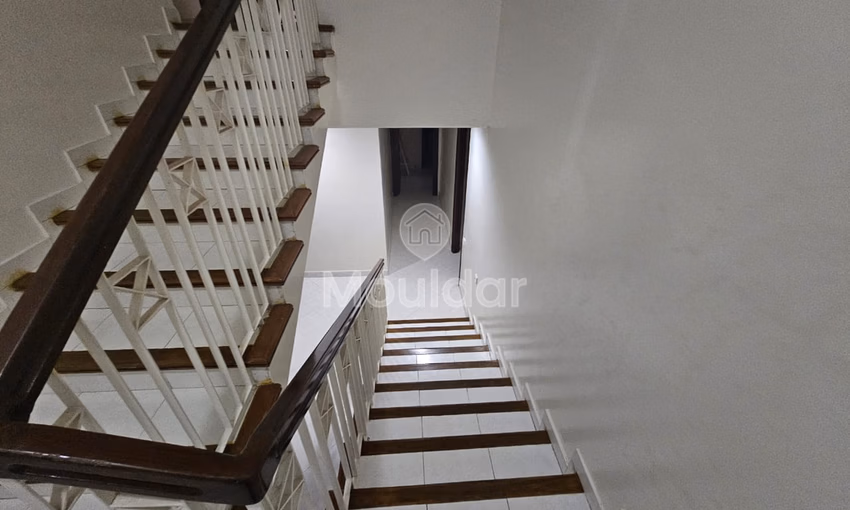 Apartment for rent with terrace Apartment for rent with terrace