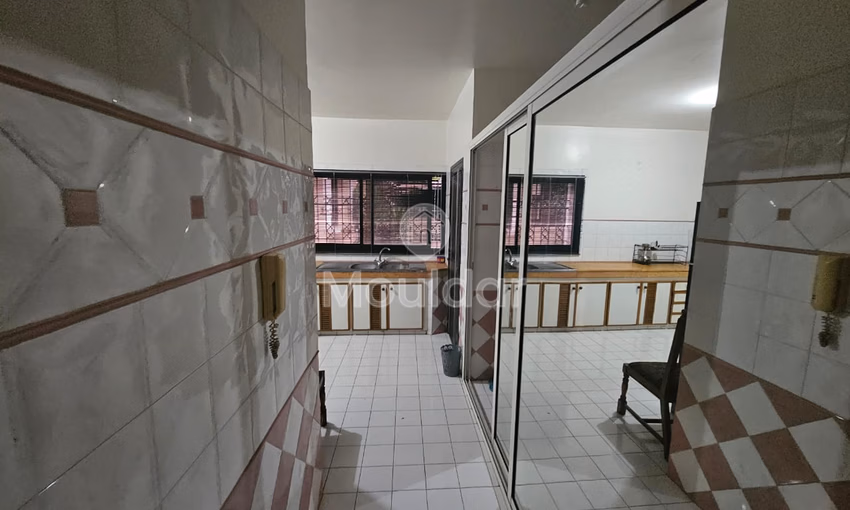 Apartment for rent with terrace Apartment for rent with terrace