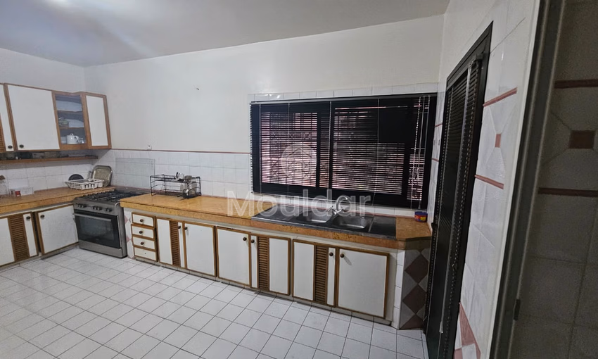 Apartment for rent with terrace Apartment for rent with terrace