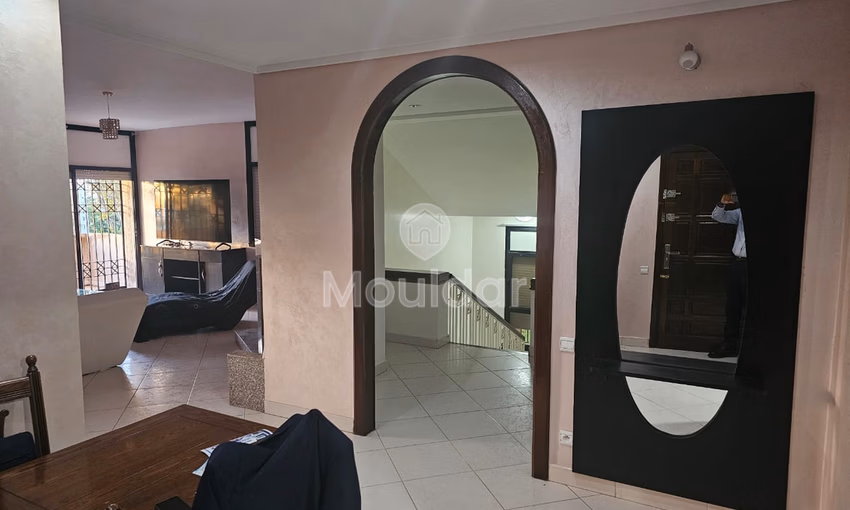 Apartment for rent with terrace Apartment for rent with terrace