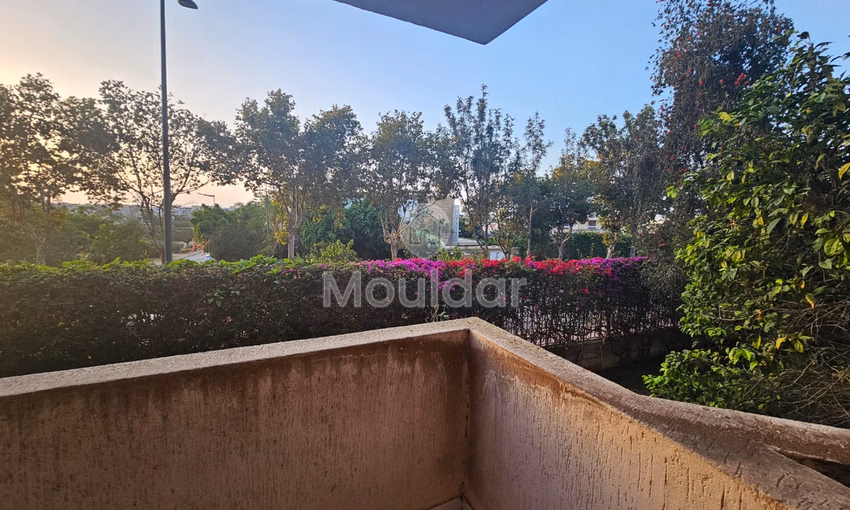 Apartment for rent with terrace Apartment for rent with terrace