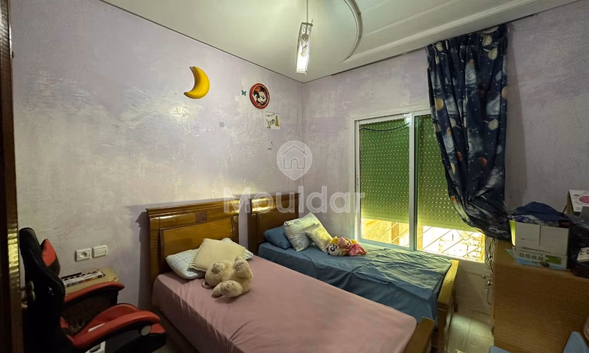 شقة للشراء مع شرفة في الطابق الأول