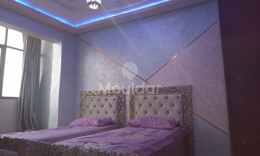 Villa à vendre avec terrasse et trois étages