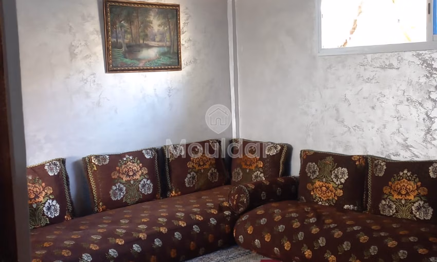 Villa à vendre avec terrasse et trois étages