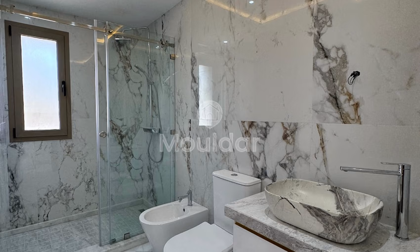 Apartamento en venta con balcón